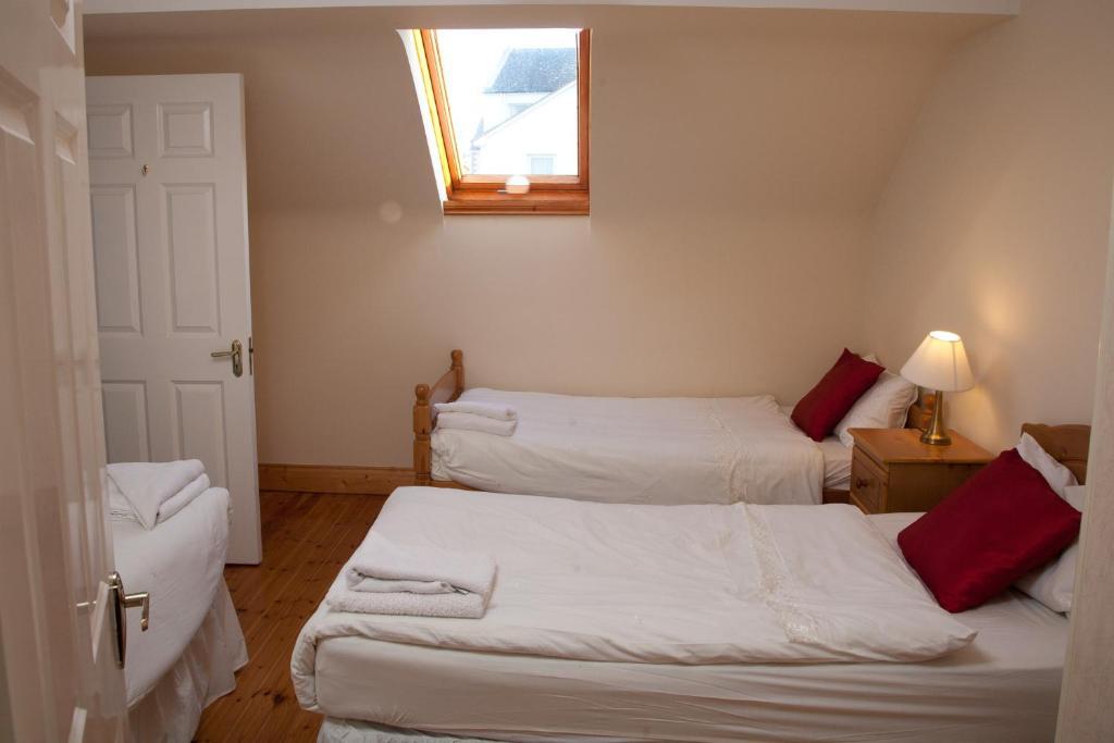אניסקרון Ceol Na Mara Holiday Homes - Cois Tra & Cor Na Dtonn חדר תמונה